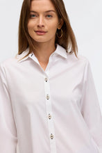 Load image into Gallery viewer, Foxcroft - Blouse -  200634S5
