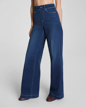Load image into Gallery viewer, Spanx - Jean - 21558R