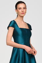 Load image into Gallery viewer, Kay Unger  - Dress - 555116278
