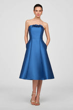 Load image into Gallery viewer, Kay Unger  - Dress - 55116348
