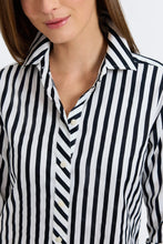 Load image into Gallery viewer, Foxcroft - Blouse - 202984
